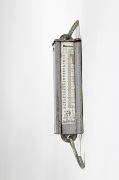 Scale, Hanging, VINTAGE HANGING SCALE W/HOOKS ON EACH END, AGED , METAL, GREY
