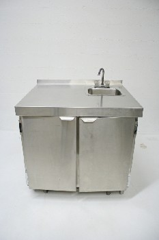 Counter, Misc, SMALL SINK, 2 FRONT DOORS, ROLLING, STAINLESS STEEL, SILVER