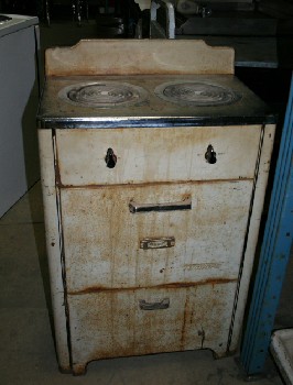 Stove, Kitchen, VINTAGE SMALL SUITE STOVE, CHROME TOP, 2 COIL BURNERS & OVEN, AGED, RUSTY, METAL, CREAM