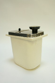 Restaurant, Dispenser, SYRUP CONTAINER W/HINGED SILVER METAL LID,