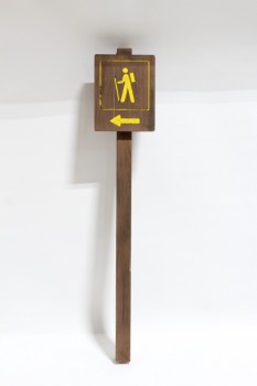 Sign, Misc, HIKING TRAIL W/HIKER & ONE WAY ARROW, RUSTIC, CARVED, PUBLIC PARK, HIKER, CAMPING, WOOD, BROWN