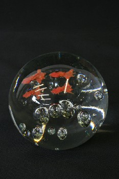 Decorative, Paperweight, ROUND W/4 PINK FISH & BUBBLES , GLASS, CLEAR