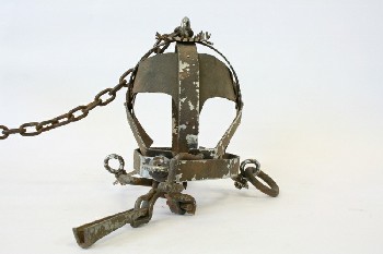 Weapon, Torture Prop, PROP TORTURE / RESTRAINT DEVICE, METAL BANDS, SPIKY TOP PIECE & INNER MOUTHPIECE, TIGHTENING SCREW, CHAIN ATTACHED TO TOP OF HEAD, METAL, GREY