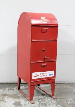 Street, Mailbox, BRITISH STYLE POST BOX, ROYAL MAIL, ROUNDED TOP, CONNECTED LEGS, METAL, RED