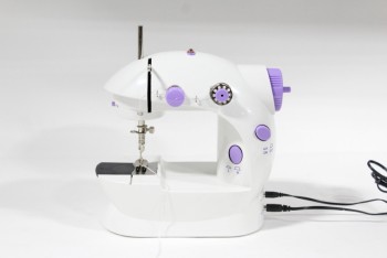 Sewing, Machine, SMALL / CHILD SIZE, PURPLE KNOBS, PLASTIC, WHITE