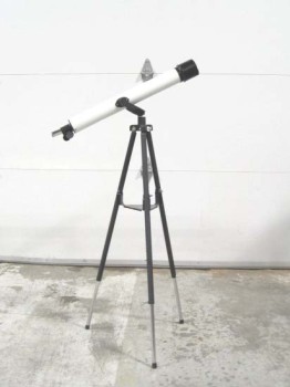 Science/Nature, Telescope, KIDS' / BEGINNERS' TELESCOPE, ADJUSTABLE LEGS, TRIPOD MOUNTED, Condition Not Identical To Photo, PLASTIC, BLACK